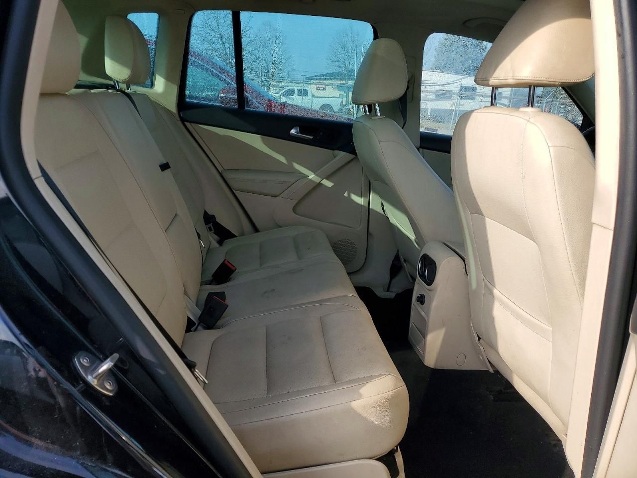 2015 Volkswagen Tiguan s