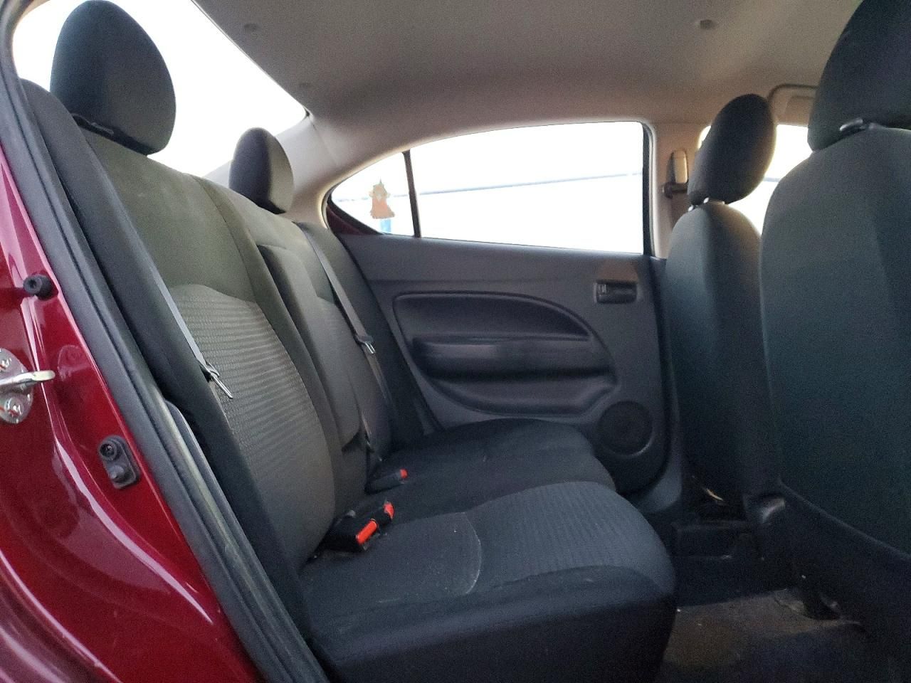 2023 Mitsubishi Mirage G4 es