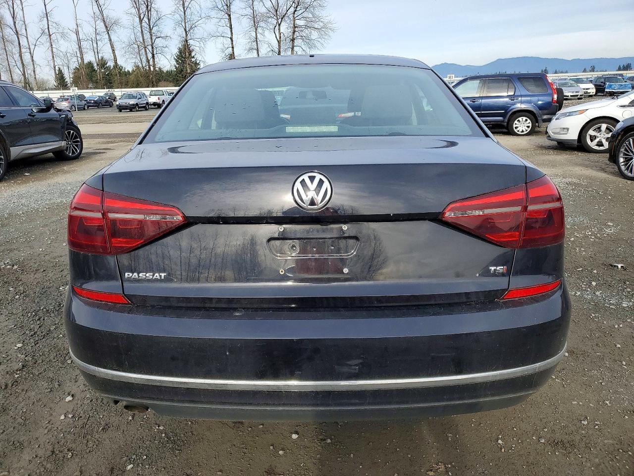 2018 Volkswagen Passat s