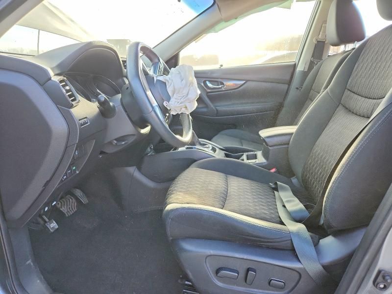 2017 Nissan Rogue sv