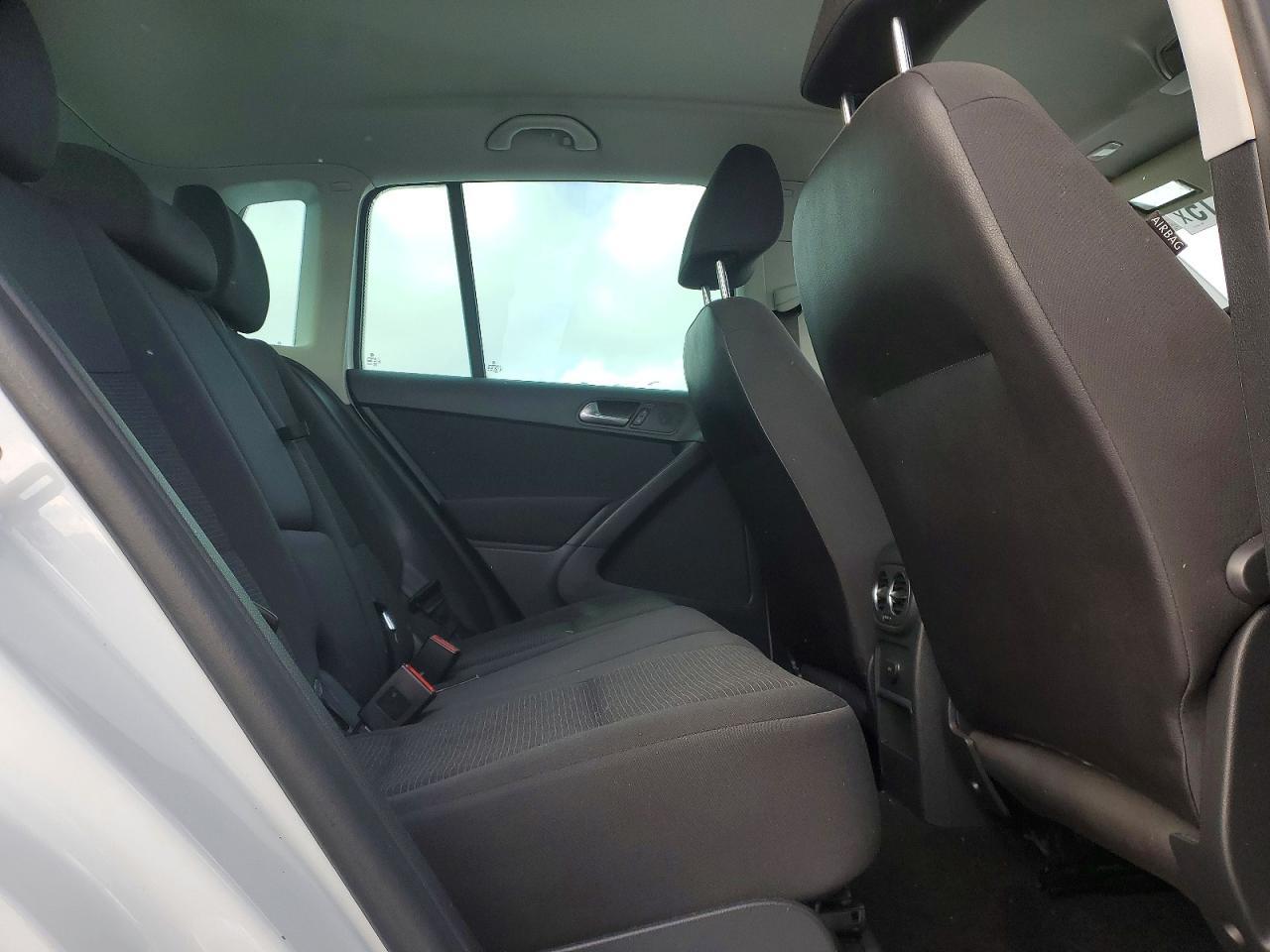 2016 Volkswagen Tiguan Trendline
