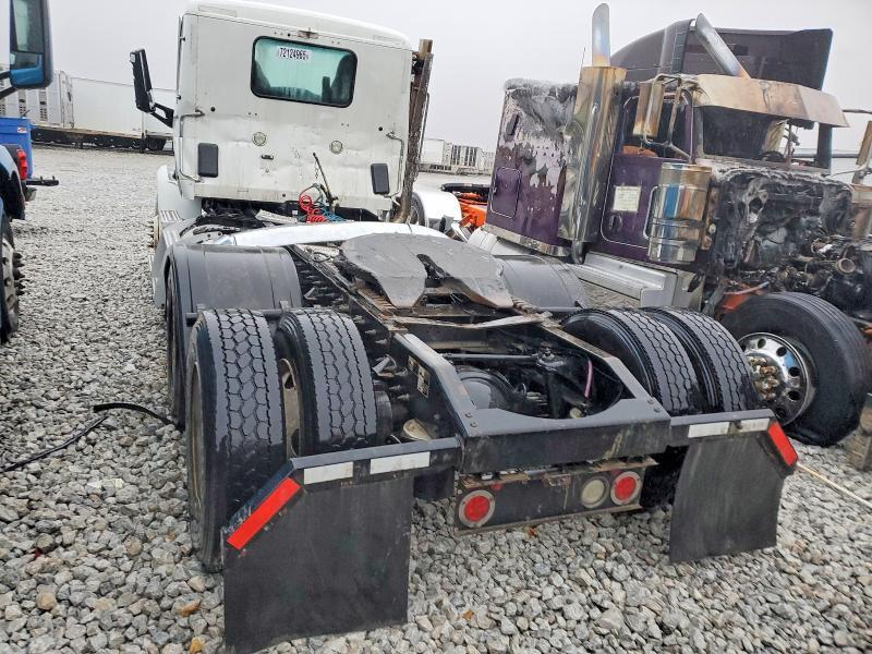 2016 Peterbilt 579 Semi Truck