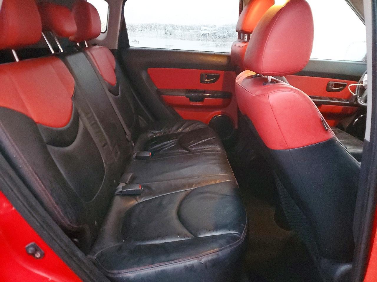 2011 KIA Soul +