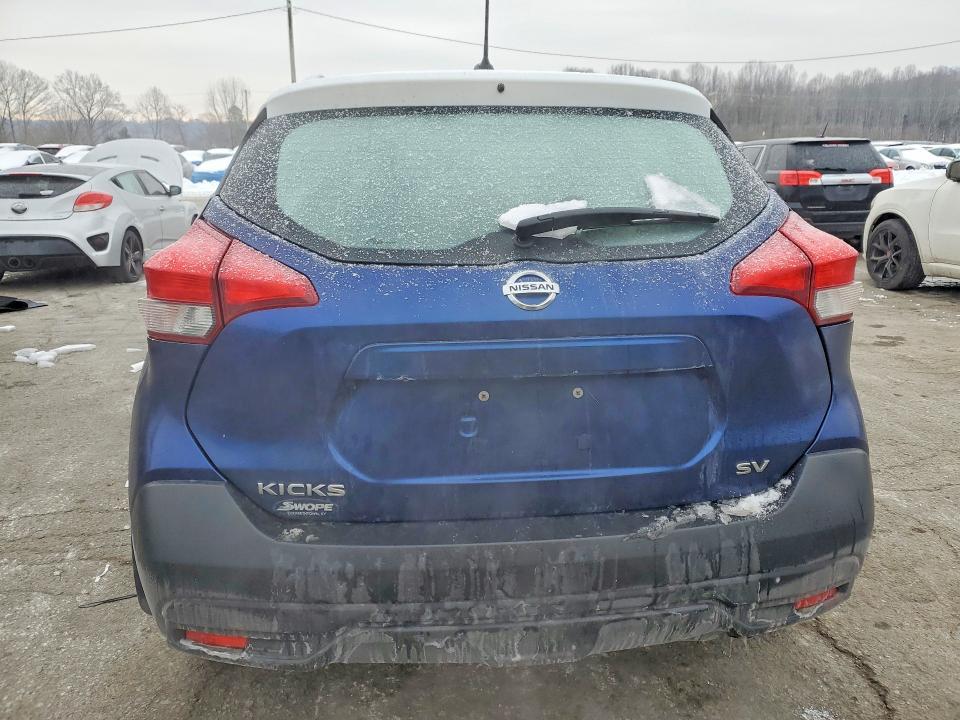 2019 Nissan Kicks s