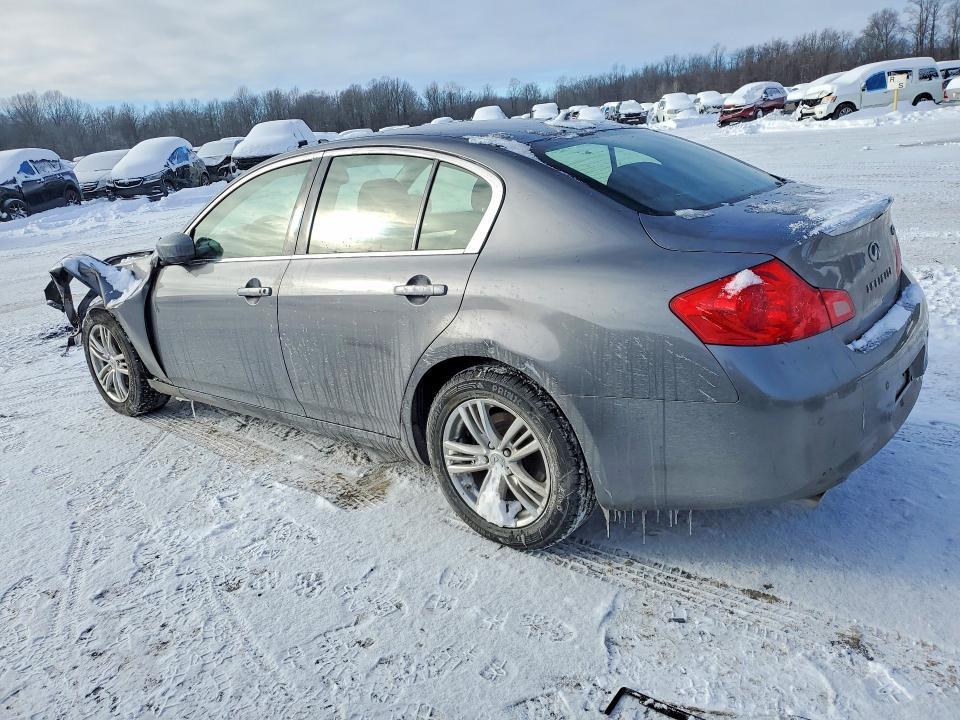 2013 Infiniti G37