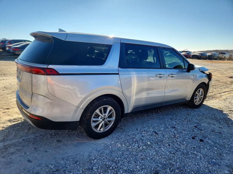 2022 KIA Carnival lx