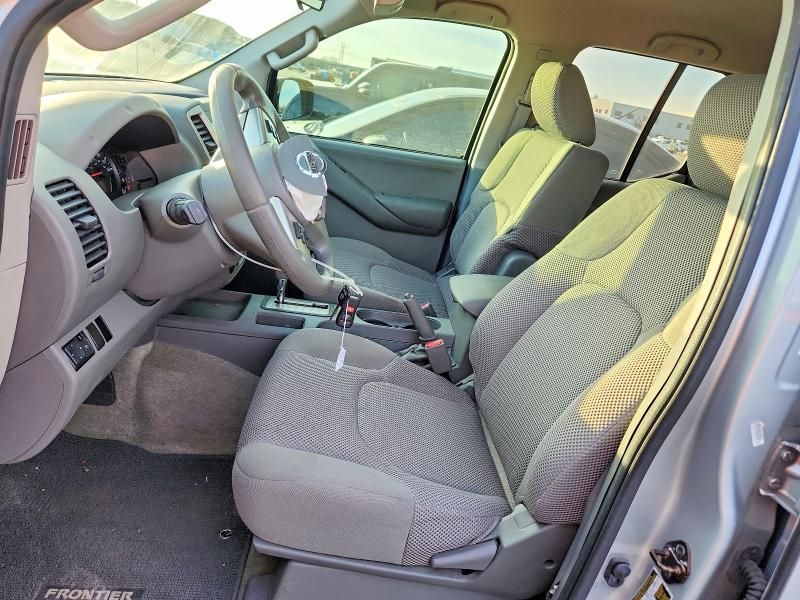 2014 Nissan Frontier s