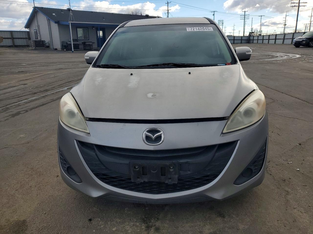 2014 Mazda 5 Sport