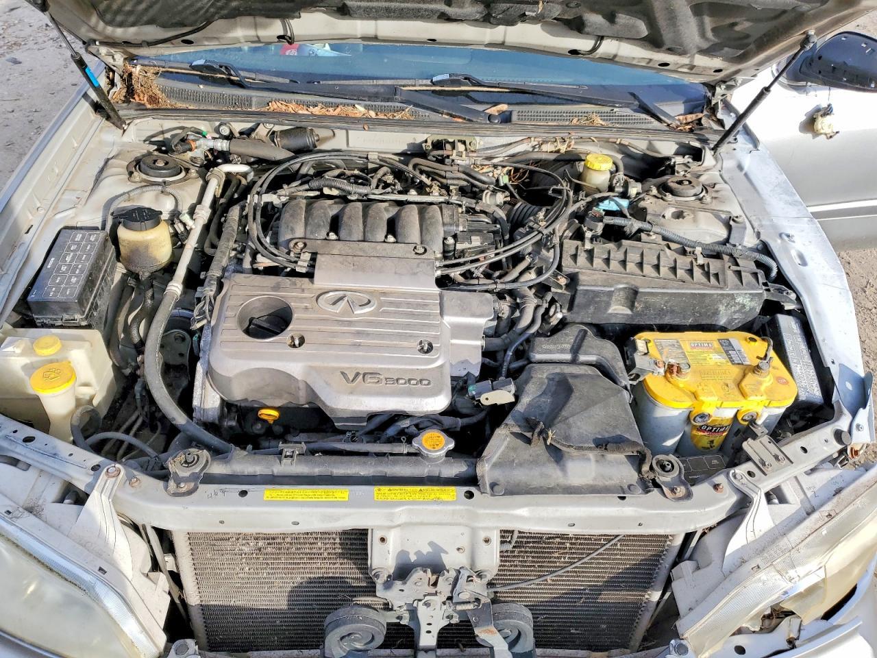 2000 Infiniti I30 Base