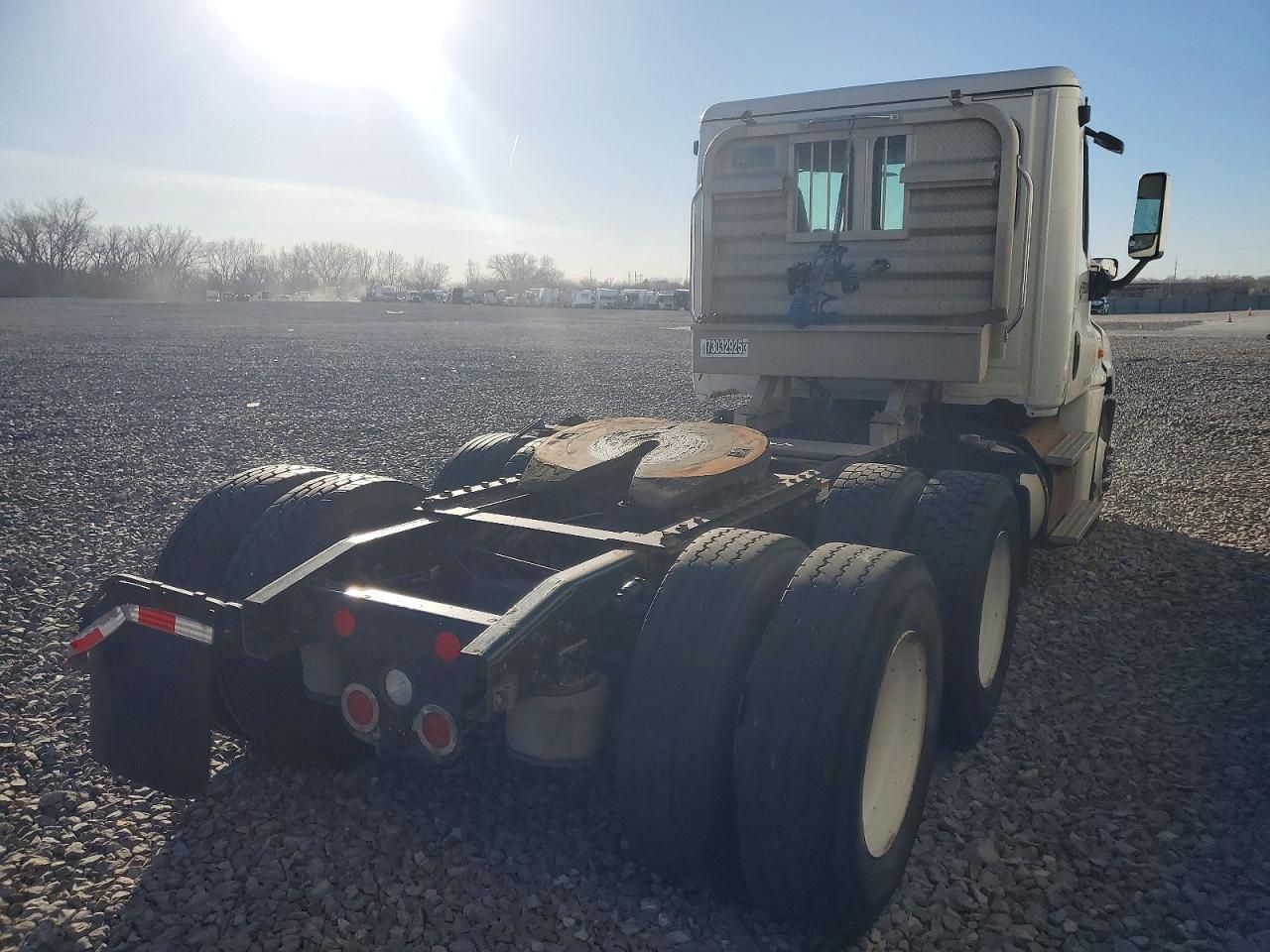 2015 Freightliner Cascadia Semi Truck