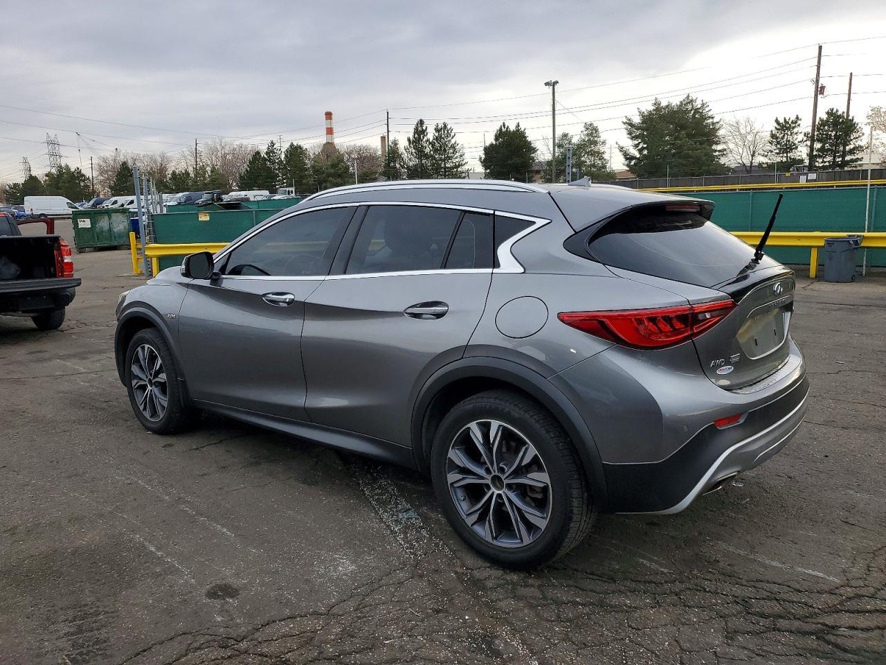 2017 Infiniti Qx30 Base