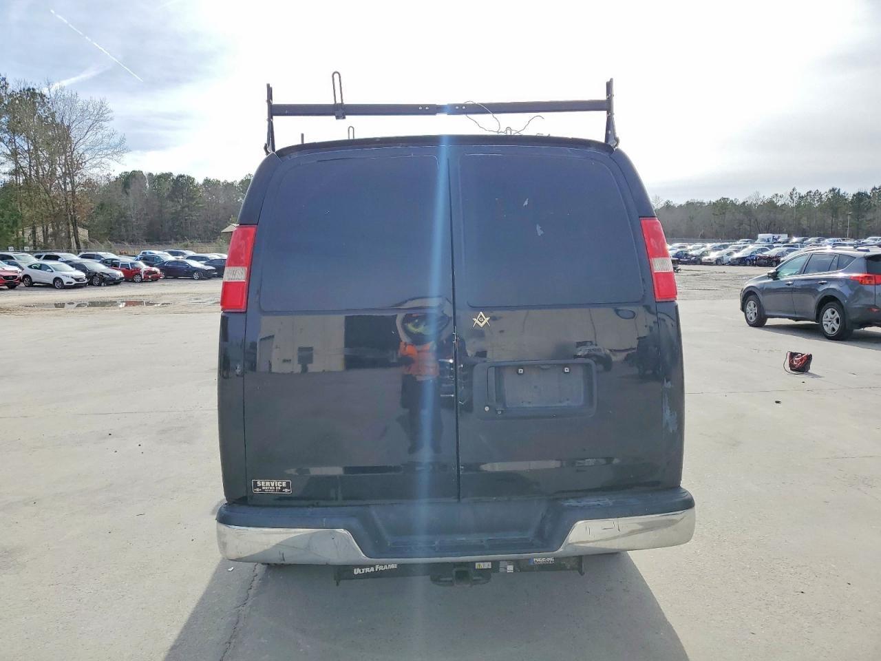 2017 Chevrolet Express G2500