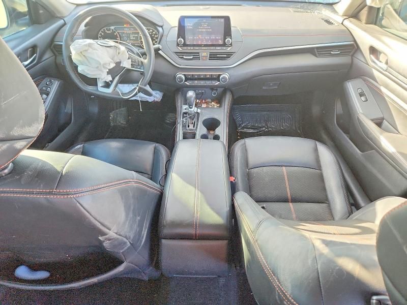 2021 Nissan Altima sr