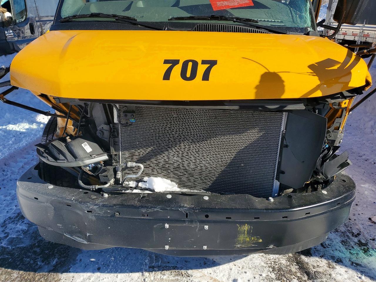 2024 Chevrolet Express G3500