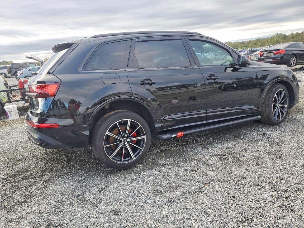 2024 Audi Q7 Premium Plus