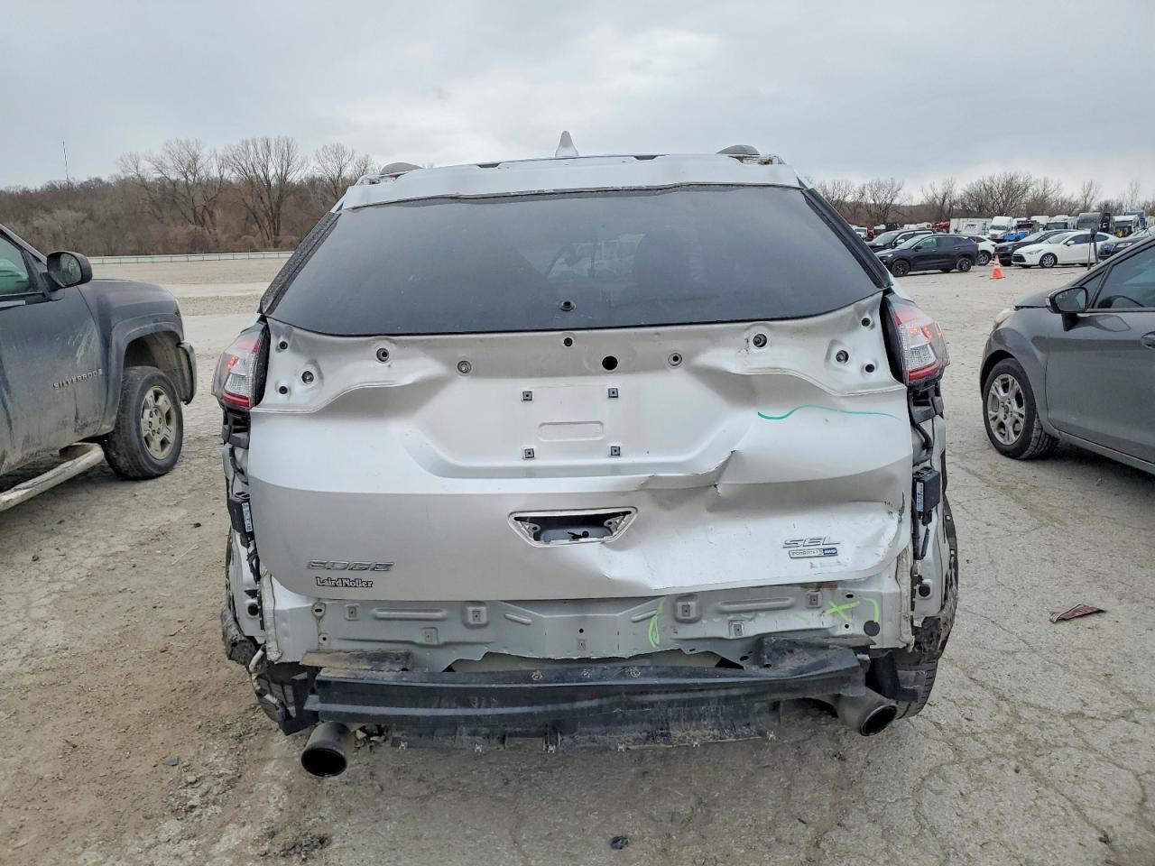 2017 Ford Edge sel