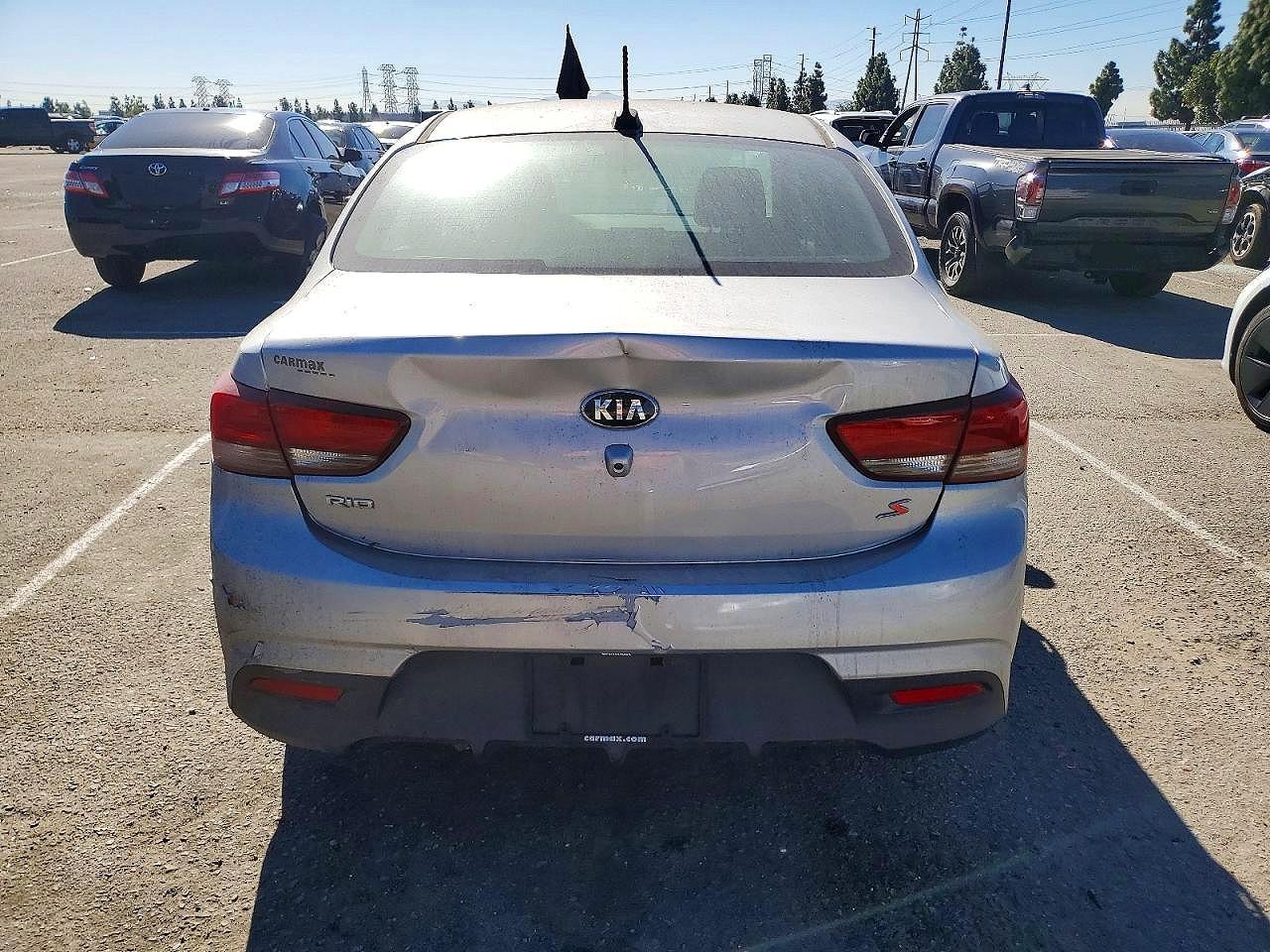 2019 KIA Rio s