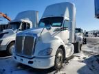 2014 Kenworth T680 Semi Truck