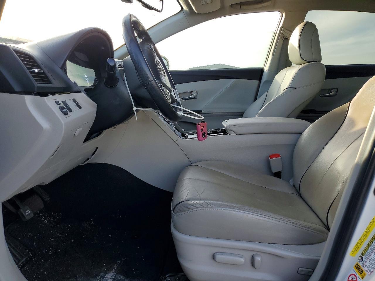 2013 Toyota Venza le