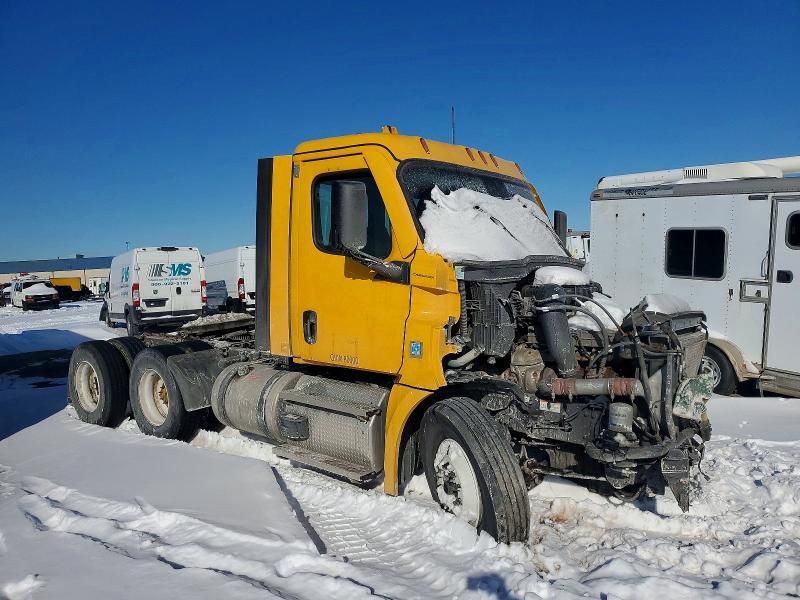 2022 Freightliner Cascadia 126 Semi Truck
