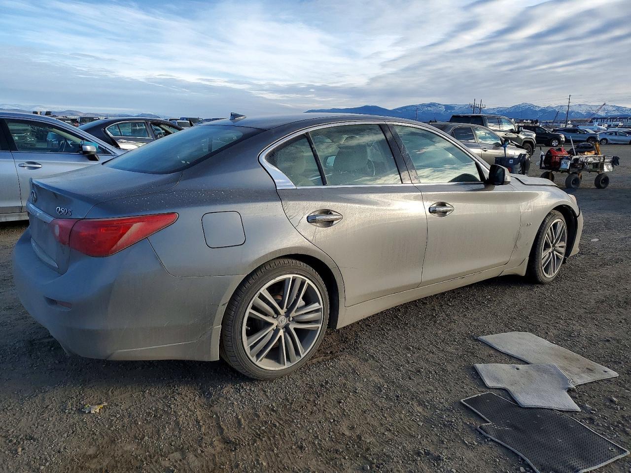 2015 Infiniti Q50 Base