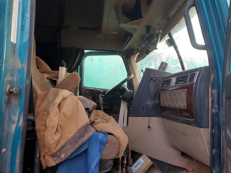 2016 Freightliner 122sd