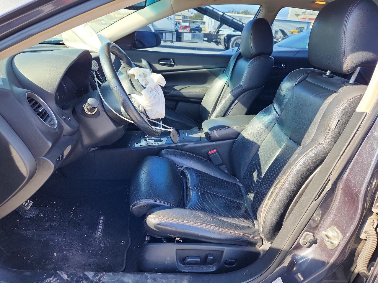 2013 Nissan Maxima s