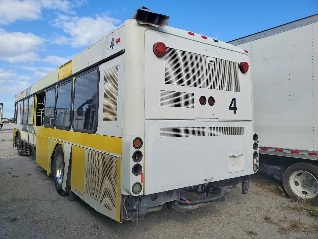 2011 Gillig Low Floor Bus