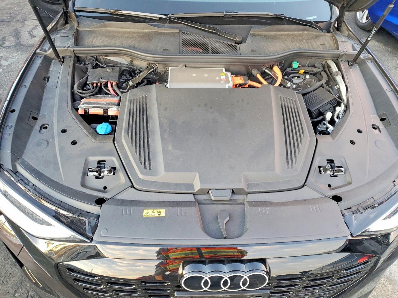 2024 Audi Q8 E-tron Sportback Premium Plus