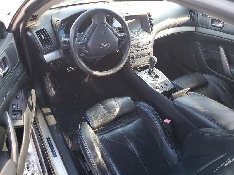 2011 Infiniti G37