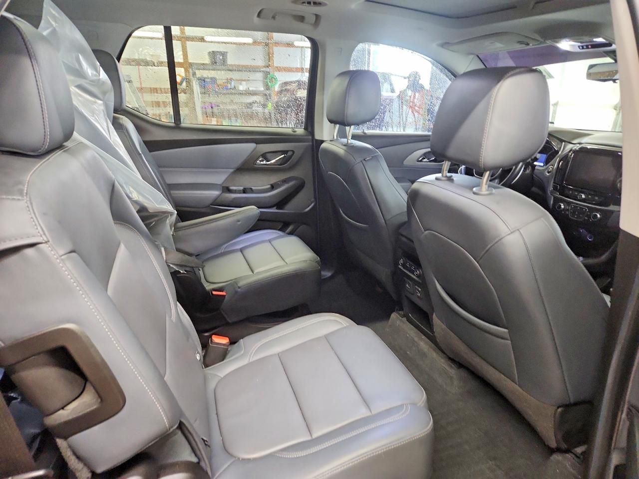 2021 Chevrolet Traverse lt