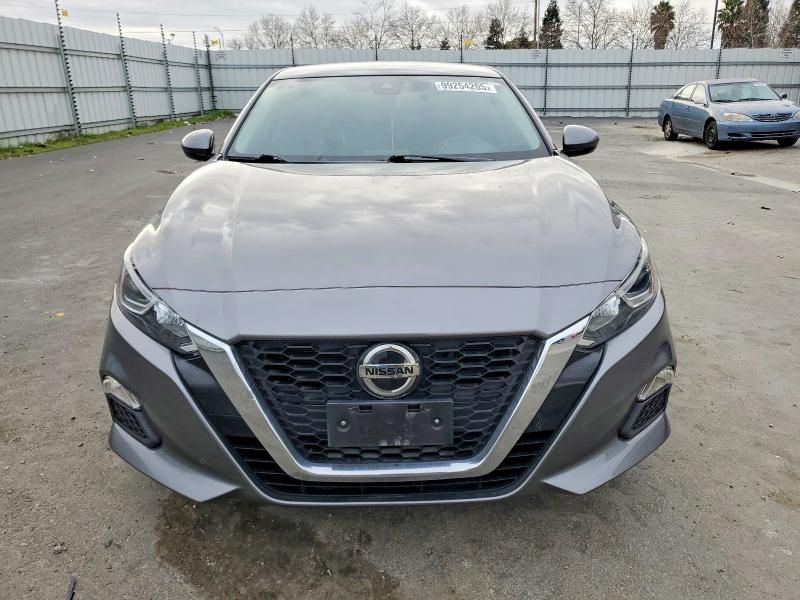 2021 Nissan Altima s