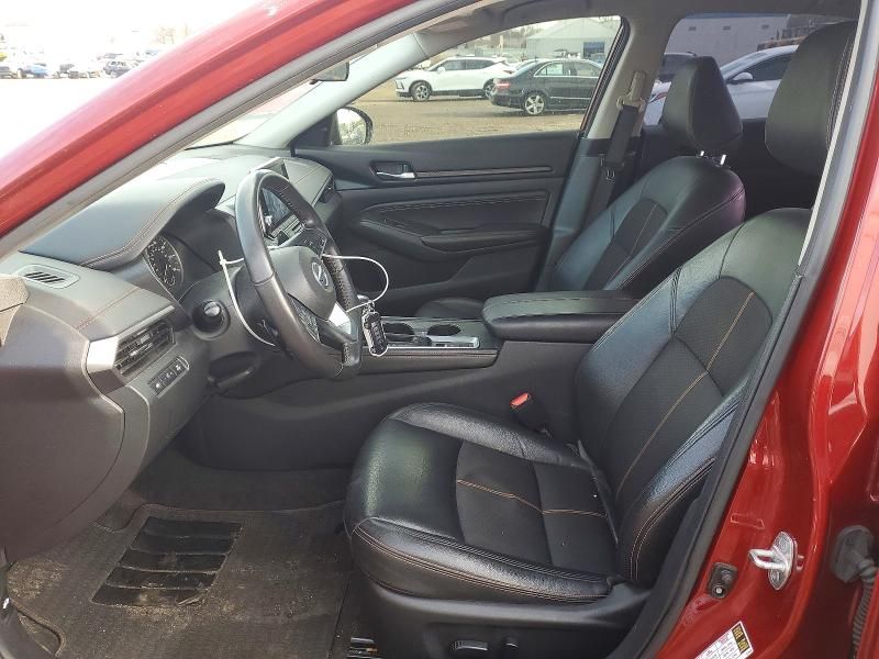 2022 Nissan Altima sr