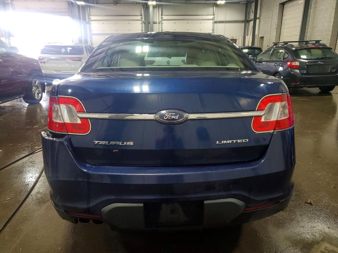 2012 Ford Taurus Limited