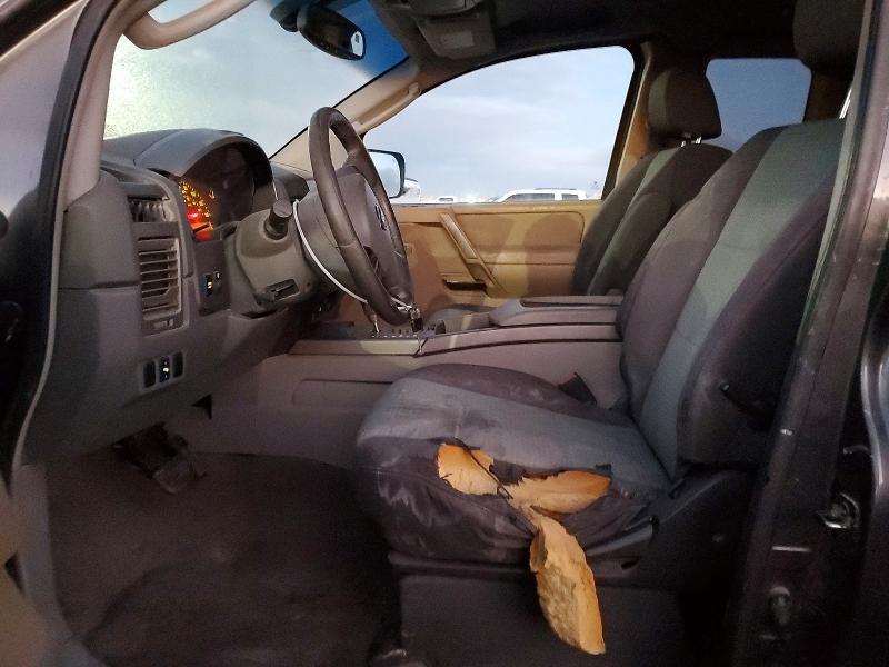 2004 Nissan Titan xe