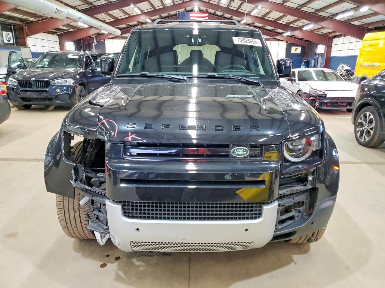 2024 Land Rover Defender 110 s