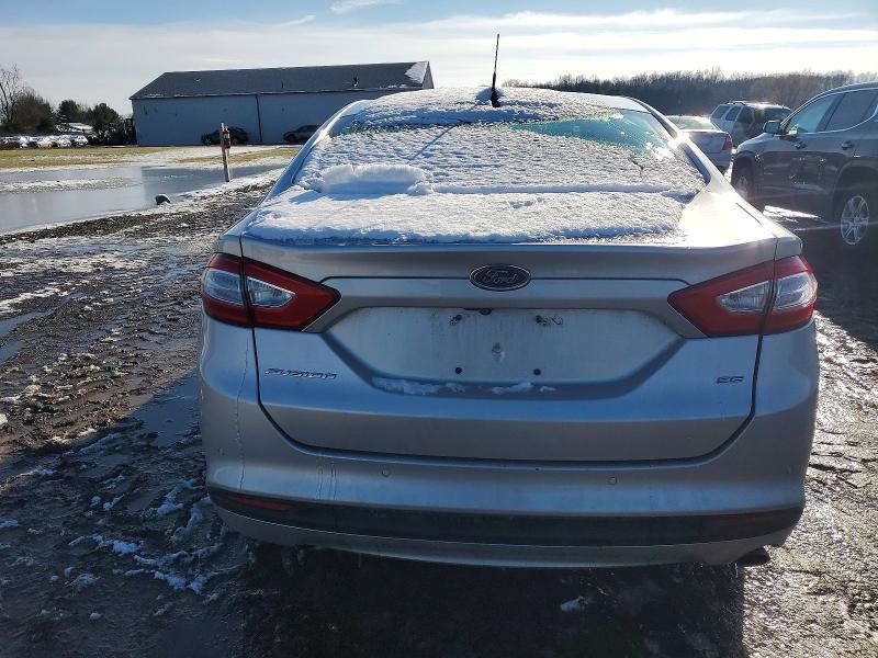 2015 Ford Fusion se
