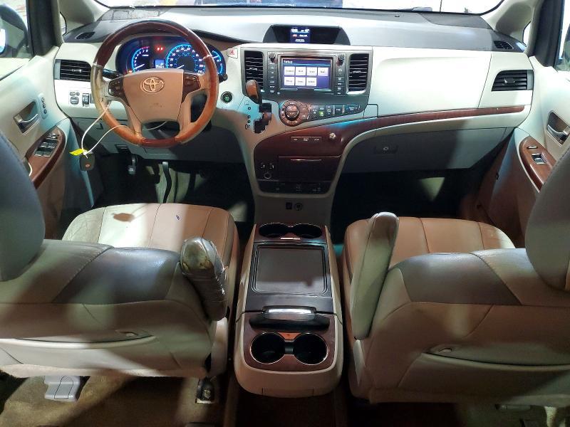 2013 Toyota Sienna xle
