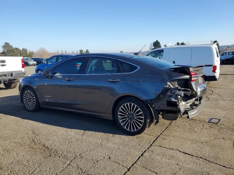 2018 Ford Fusion Titanium/platinum hev