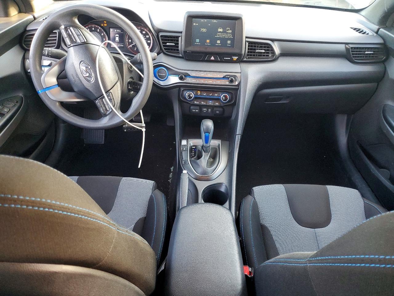 2019 Hyundai Veloster Base