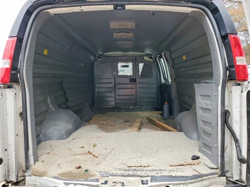 2019 Chevrolet Express 2500 Delivery van