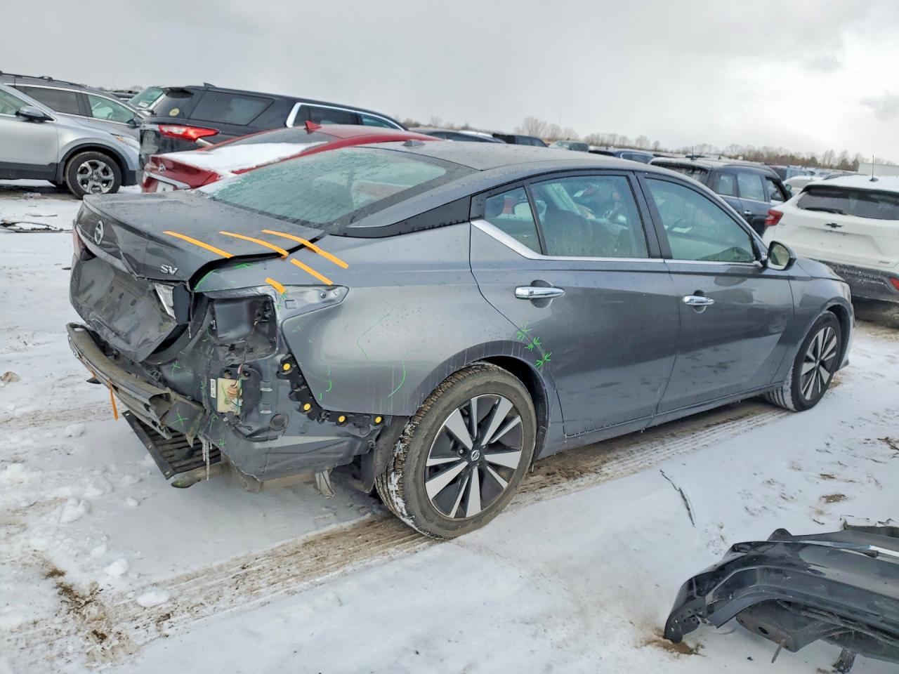 2021 Nissan Altima sv