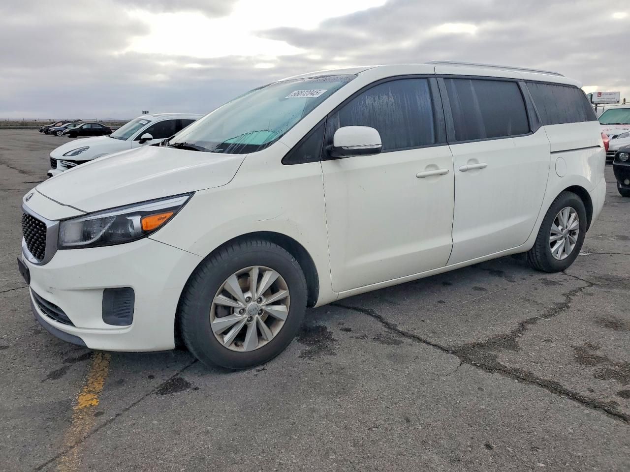 2016 KIA Sedona lx