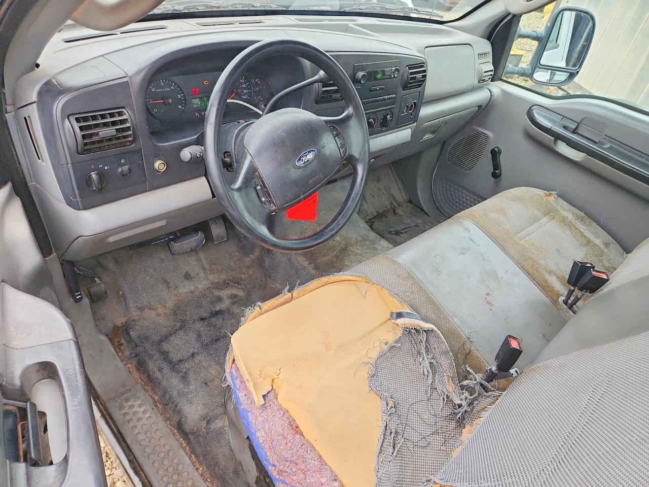 2006 Ford F250 Super Duty Flatbed Truck