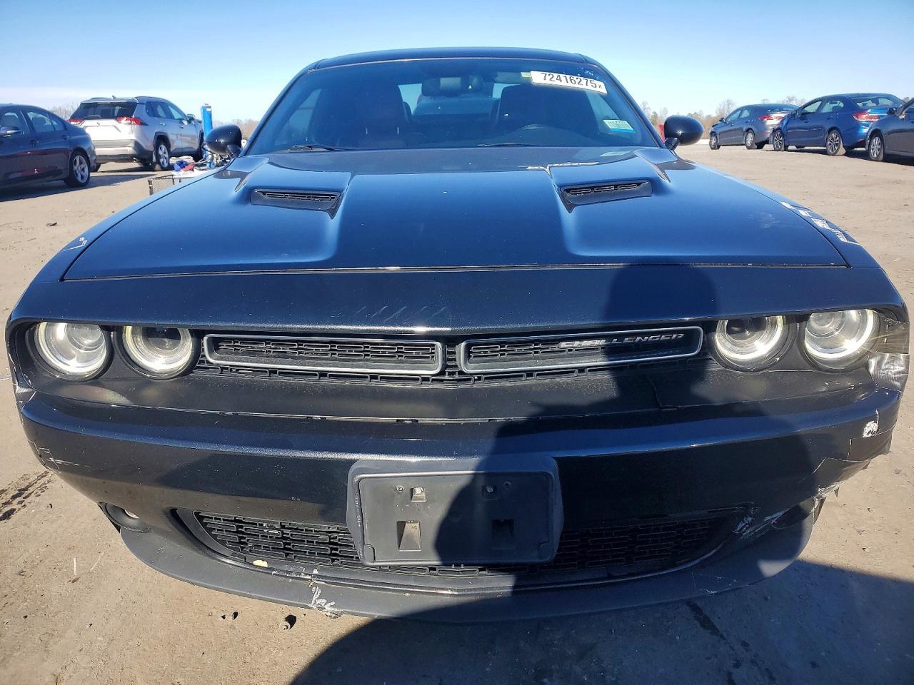 2015 Dodge Challenger sxt Plus