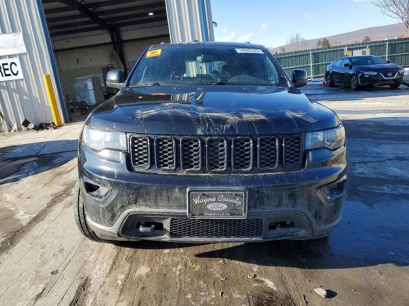 2019 Jeep Grand Cherokee Laredo