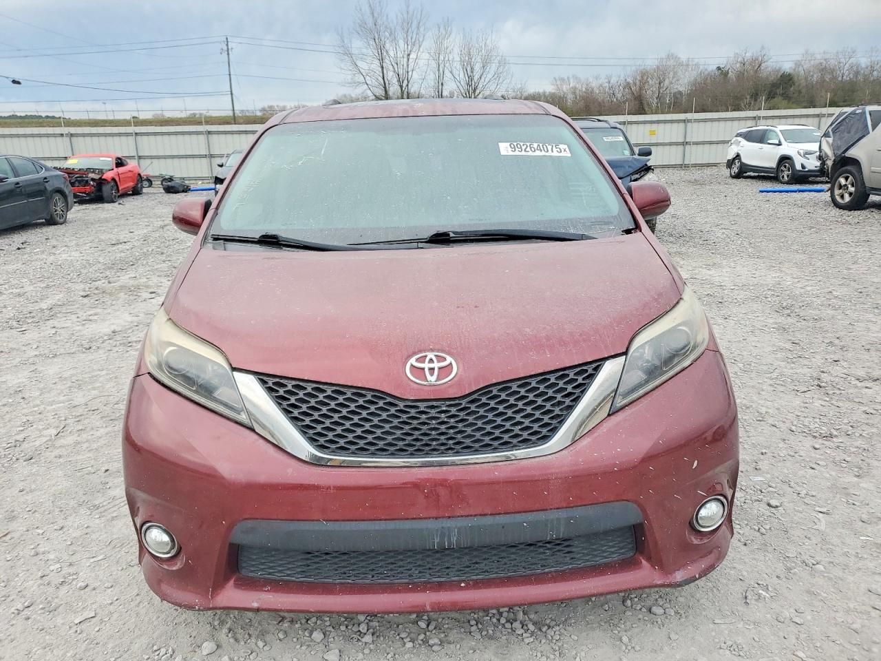2017 Toyota Sienna se