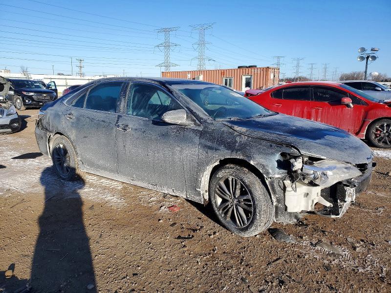 2015 Toyota Camry le