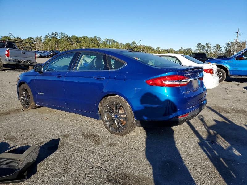2018 Ford Fusion se Hybrid