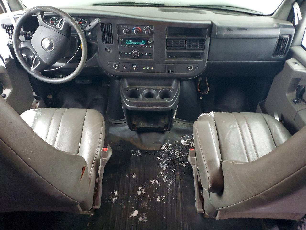 2015 Chev Express G2500